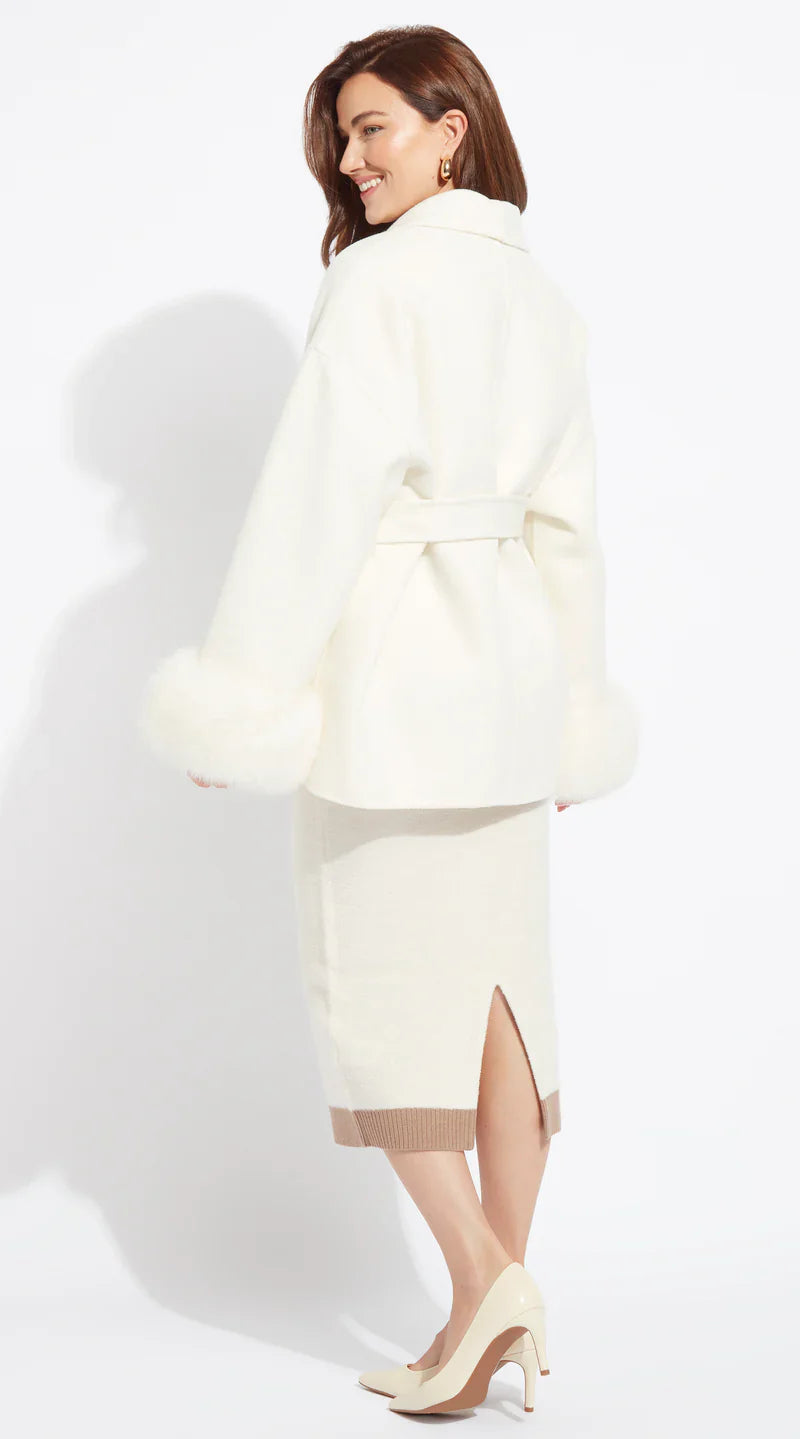 Sela Iconic Coat