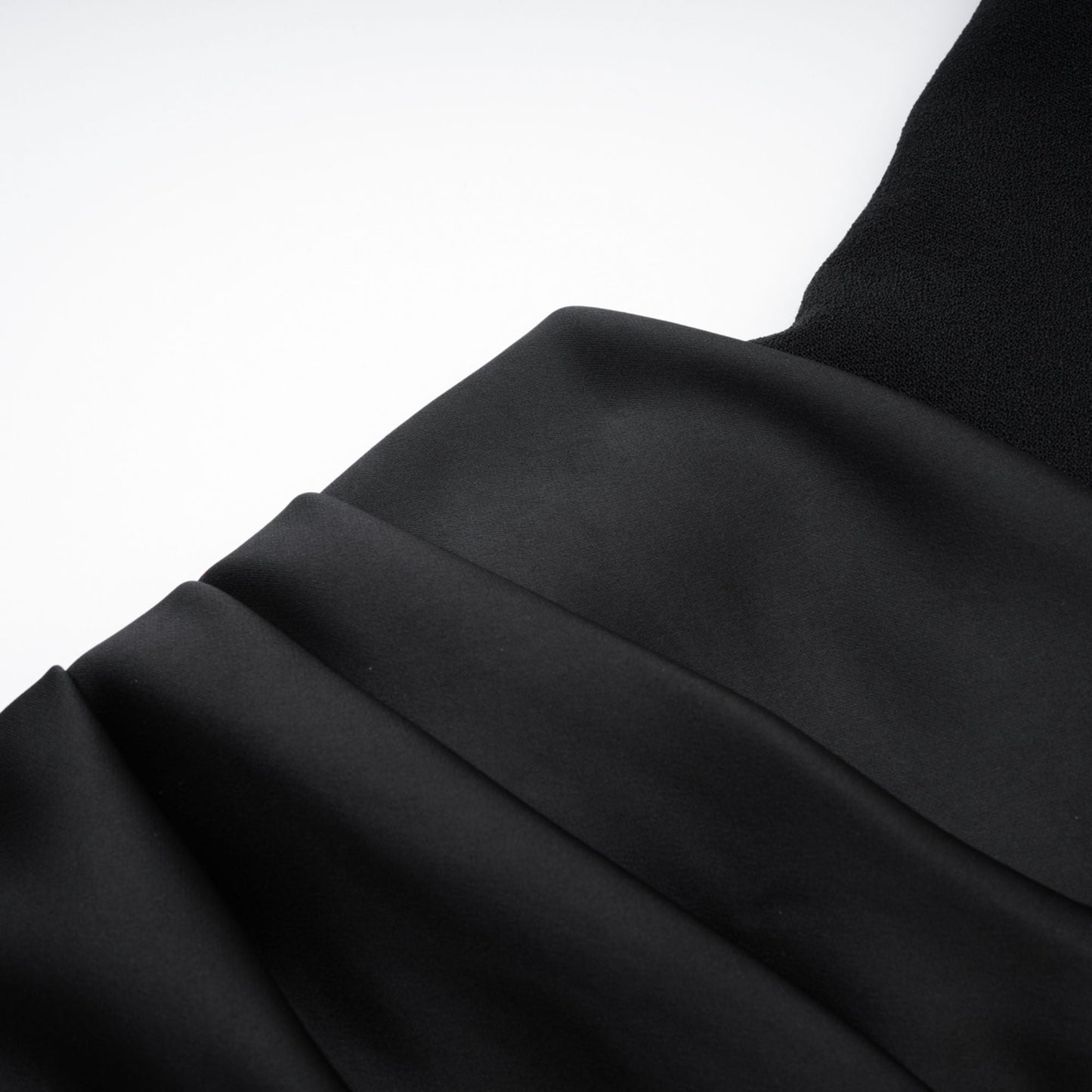 Velia Off-Shoulder Maxi Dress