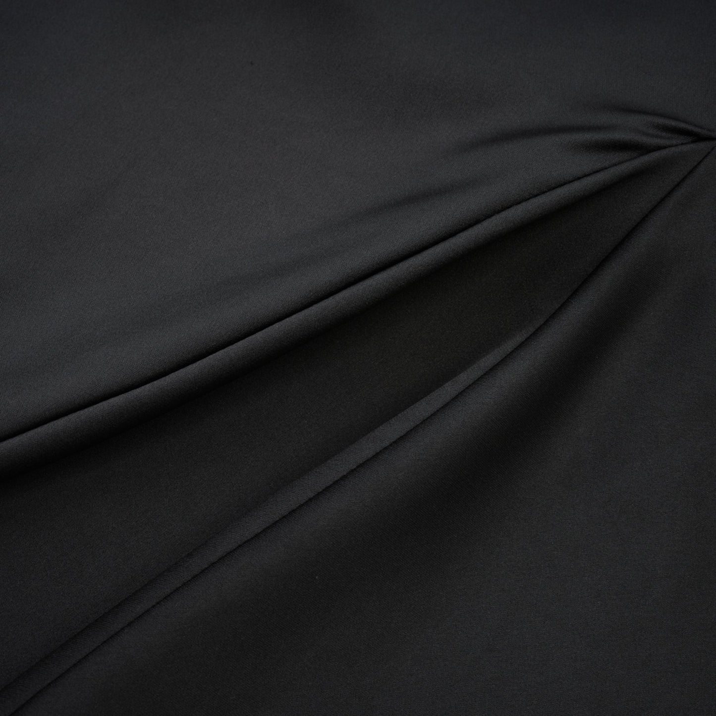 Velia Off-Shoulder Maxi Dress